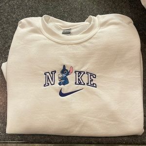 Nike Stitch Embroidered Crewneck